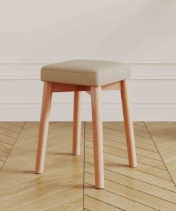 Tabourets Empilables Portables en Bois, Tabourets Carrés Rembourrés sans Dossier De 45cm avec Pied Antidérapant, Chaises À Manger Empilables pour Maison Bureau L'école Cuisine(Milk Tea)