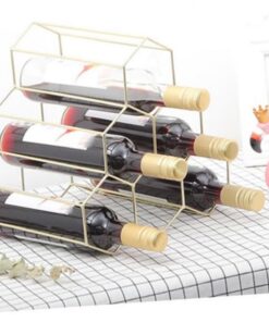 OUNONA Casier à Vin en Fer Triangulaire Doré pour 6 Bouteilles | Style Moderne Créatif, Surface Lisse, Structure Stable Antidérapante, Décoration de Bar et Meuble à Vin