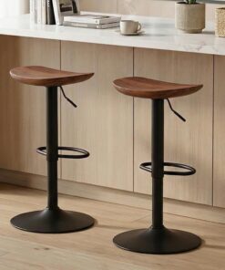 Kidol & Shellder Lot de 2 Tabourets de Bar Noyer en Bois Massif, Tabouret de Bar Réglable en Hauteur 59–83 cm, Pivotant 360°, sans Dossier avec Repose-Pieds, Style Industriel Cuisine Îlot